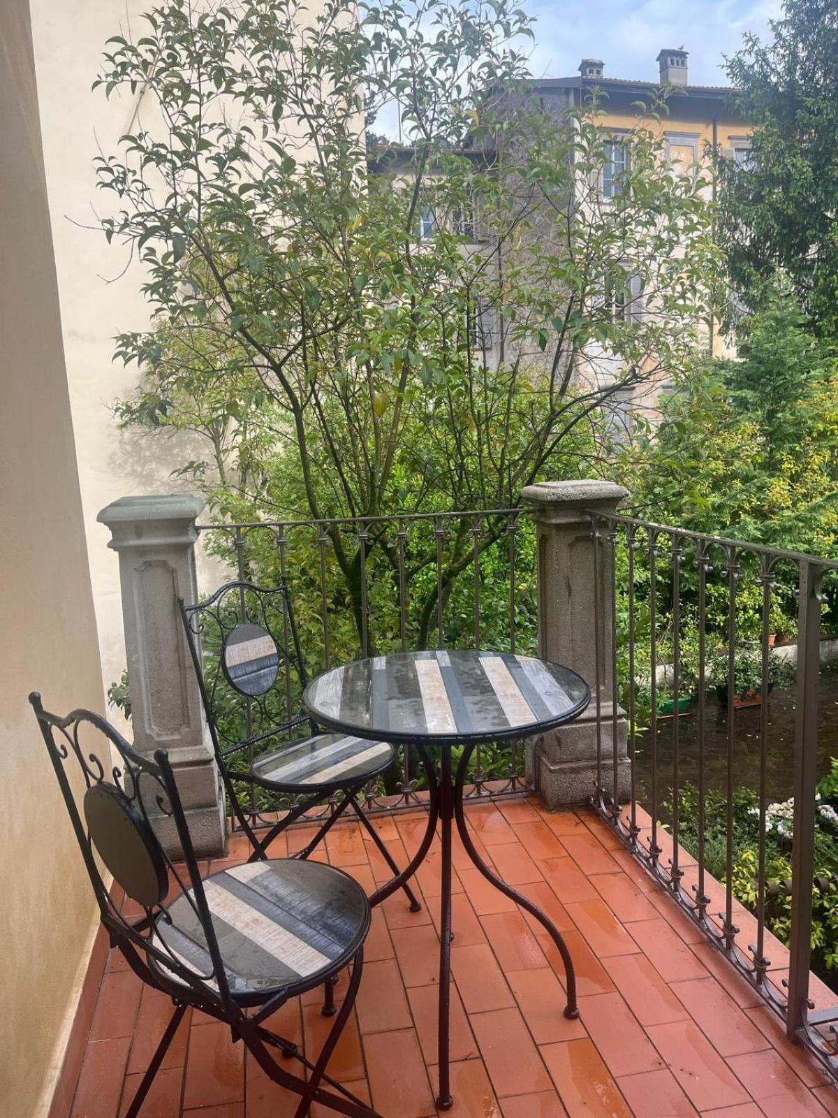 La Casa Di Mat Charme&Relax Apartment Bergamo Luaran gambar